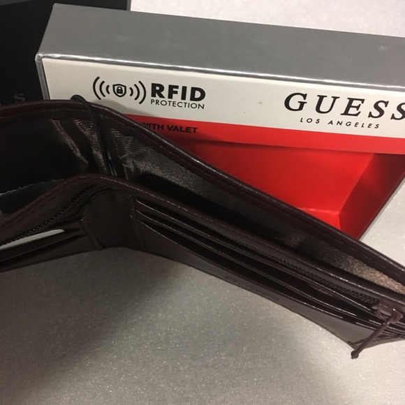 Guess Accessories Guess Billfold Rfid Mens Brown Wallet With Valet